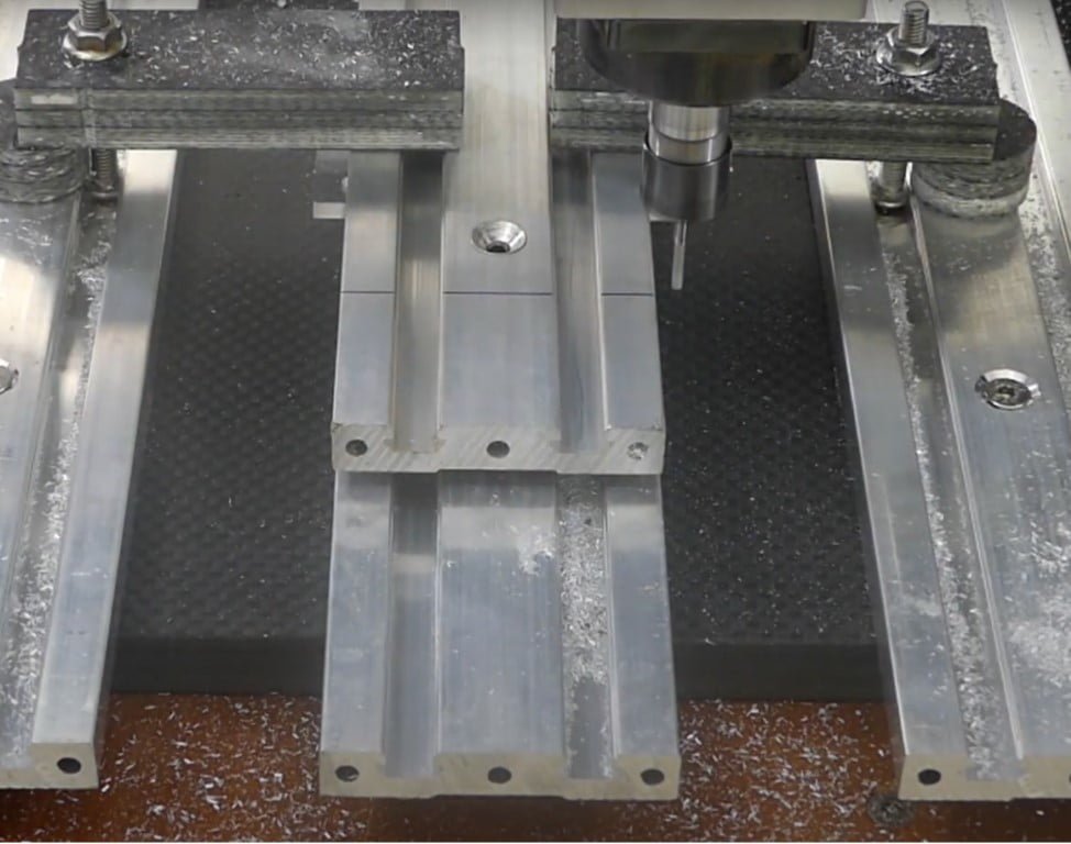 Read more about the article Cutting Aluminium profiles with multiple cutting depths